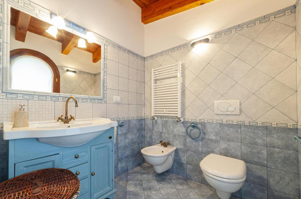 Villa Elena - Appartamento Vista Mare E Appartamento Con Giardino Golfo Aranci Εξωτερικό φωτογραφία